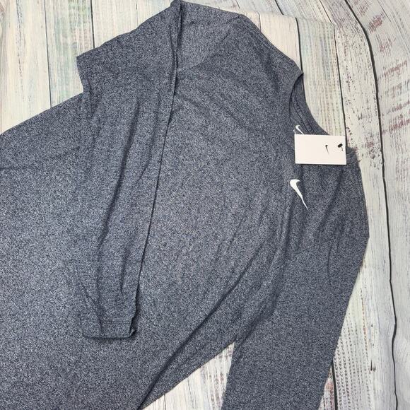 The Nike Tee Marled Gray Long Sleeve Sm NWT - Picture 1 of 3